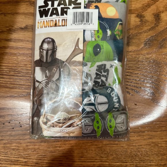 BOYS STAR WARS MANDALORIAN 7 PACK BRIEF UNDERWEAR SIZE 2T-3T - Picture 2 of 3